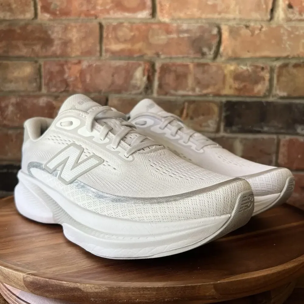 New Balance Ellipse V1 Womens 7.5 White Gray Cushioned Running Shoes Sneakers